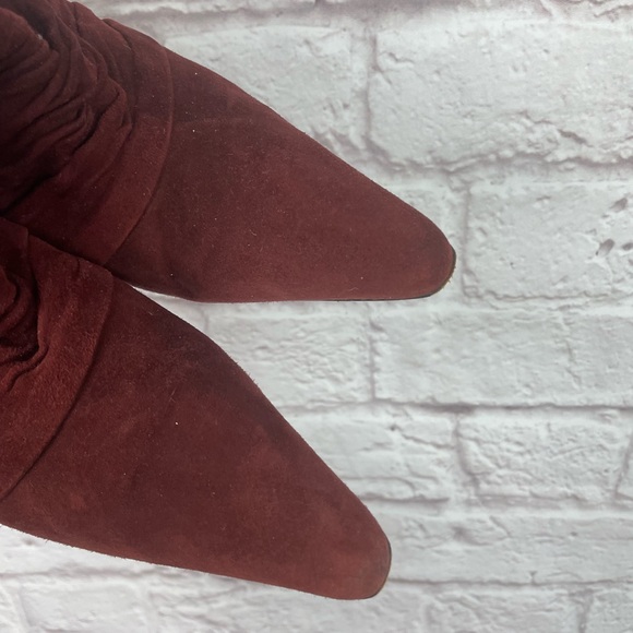 Manolo Blahnik Maroon Suede Ruched Bootie Size 39 - Picture 12 of 14